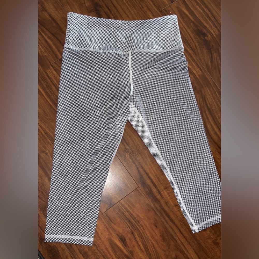 Zyia leggings